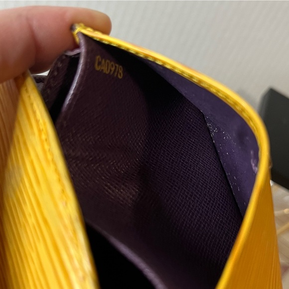 Louis Vuitton Yellow Epi Card/Coin Case - Picture 9 of 11